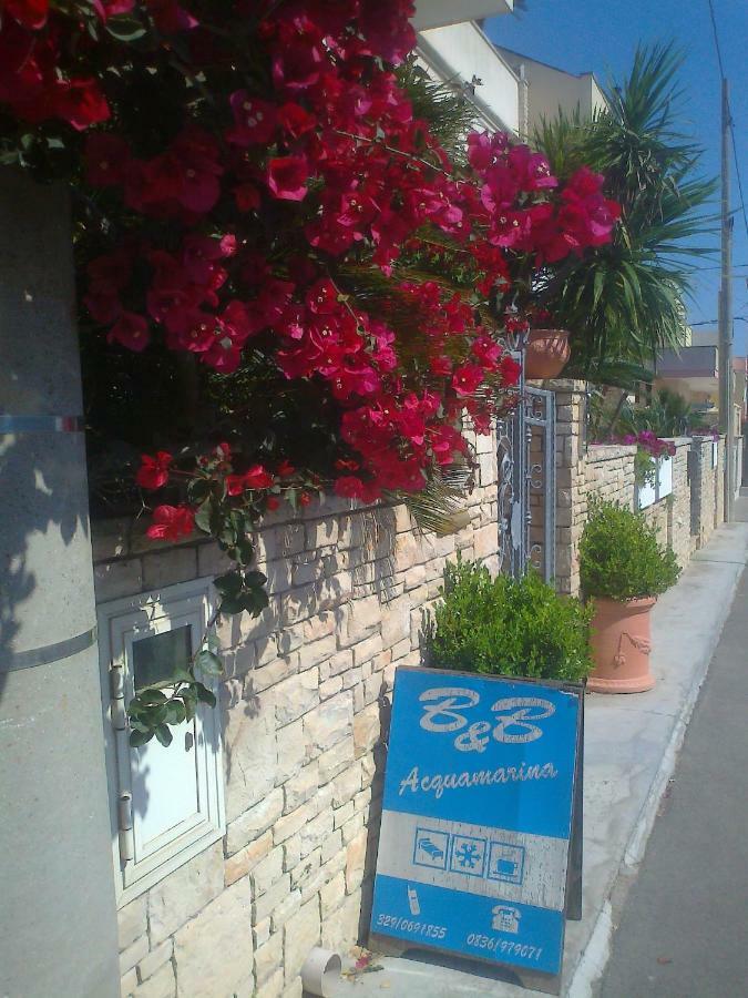 Bed & Breakfast Acquamarina Castro  Экстерьер фото